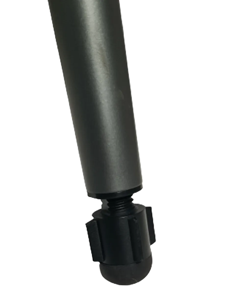 Cadac Carri Chef 40 Leg With Leveller has an adjustable foot suitable for leveling.